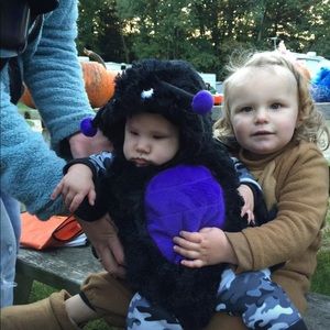 Black fuzzy spider costume wishcraft 6-12 months